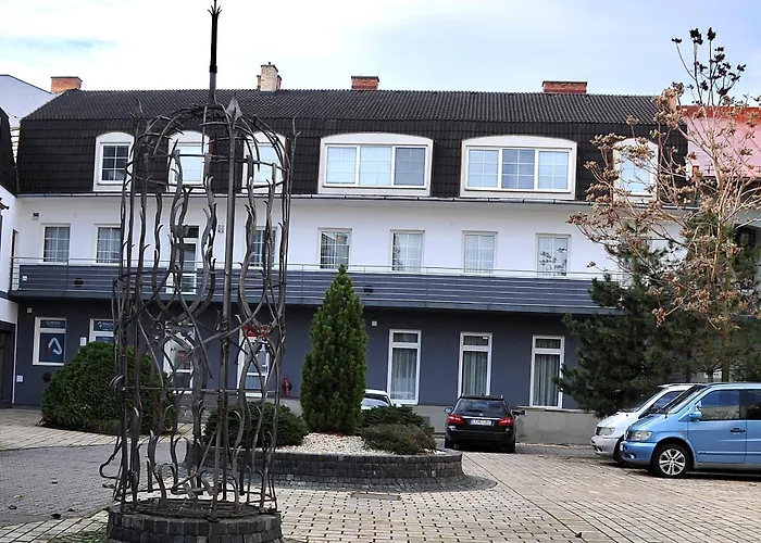 Daire Mojzitov Dvor Lučenec