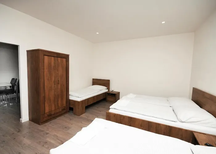 Mojzitov Dvor * Lučenec